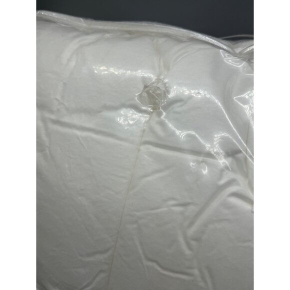 PB teen foundations bedding collection quallowarm comforter twin white READ NEW - Picture 5 of 6